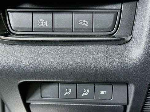 Used 2025 MAZDA CX-30 AWD 2.5 S w/ Preferred Package image 17