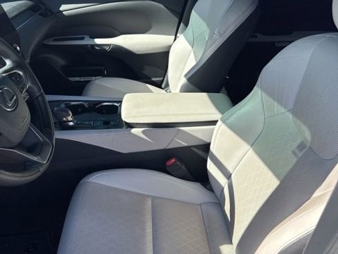 Used 2023 Lexus RX 350 Premium Plus image 10