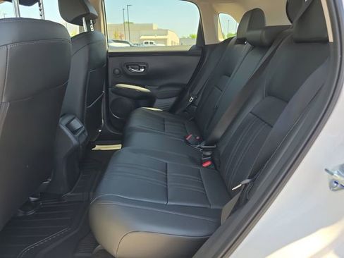 New 2026 Honda HR-V EX-L image 6