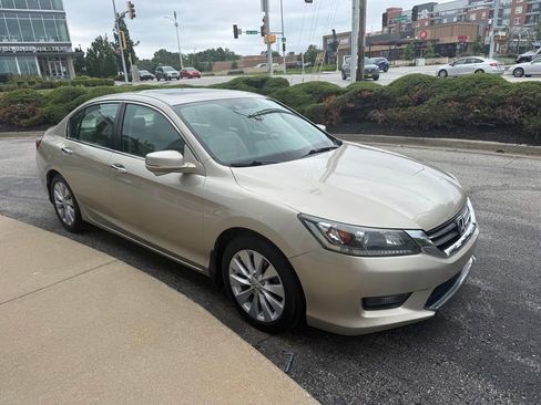 Used 2015 Honda Accord EX-L image 3