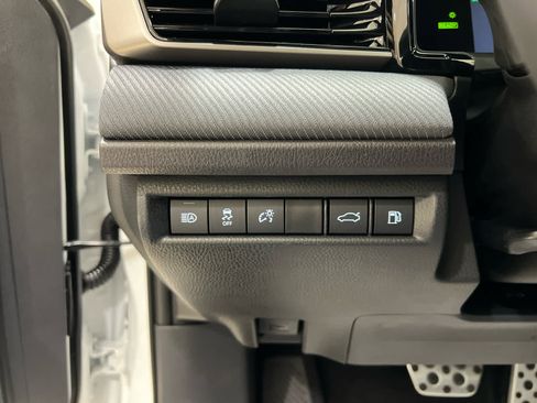 New 2026 Toyota Camry SE w/ Convenience Package image 19