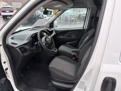 Used 2019 RAM ProMaster City Tradesman image 14