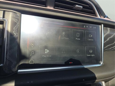 Used 2023 GMC Yukon XL Denali image 11