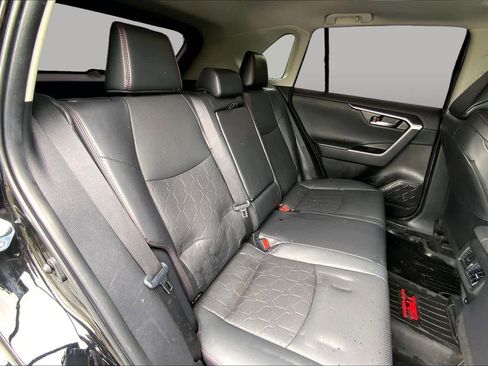 Certified 2022 Toyota RAV4 TRD Off-Road w/ TRD Off-Road Weather Package AWD/4WD image 19