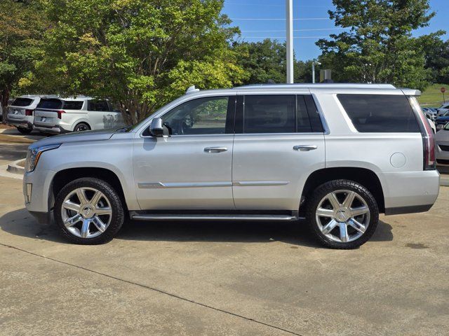 Used 2020 Cadillac Escalade Luxury RWD image 12