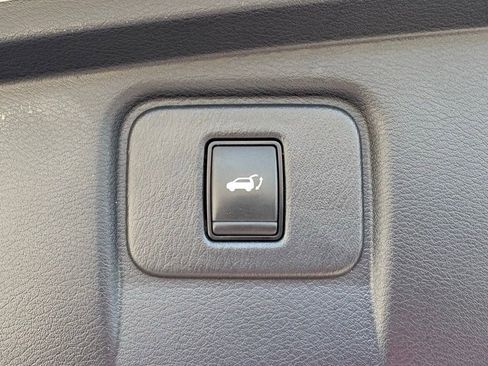 Used 2017 Nissan Murano Platinum w/ Platinum Technology Package FWD image 14