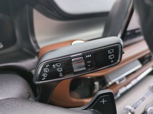 Used 2022 Lincoln Aviator Reserve w/ Equipment Group 201A AWD/4WD image 27