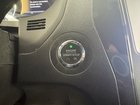 Used 2019 Ford Explorer XLT w/ Equipment Group 201A image 28