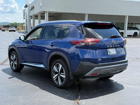 Used 2023 Nissan Rogue SL AWD/4WD image 7