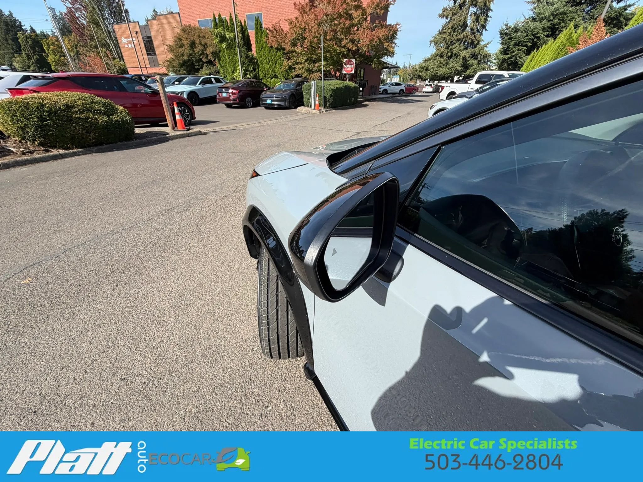 Used 2024 Nissan Ariya AWD image 14