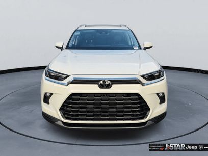 Used 2024 Toyota Grand Highlander FWD