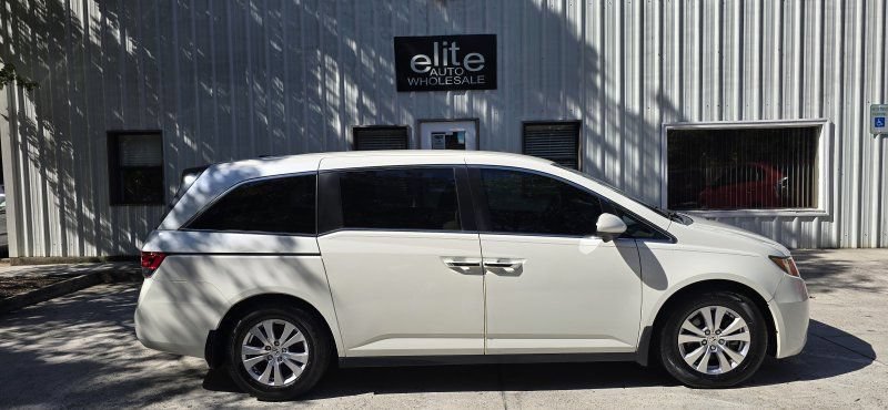 Used 2016 Honda Odyssey SE image 6