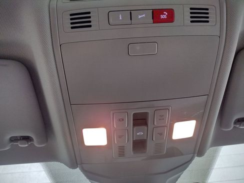 New 2025 Volkswagen Jetta SE image 26