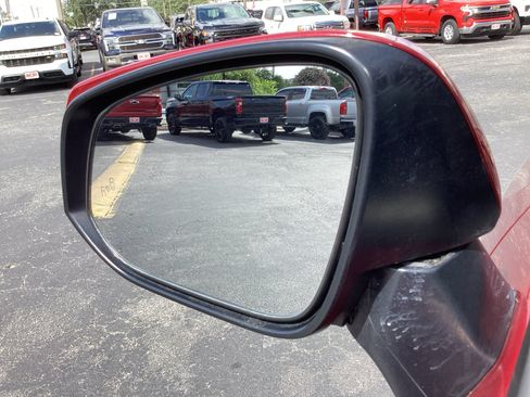 Used 2021 Toyota RAV4 XLE Premium FWD image 34