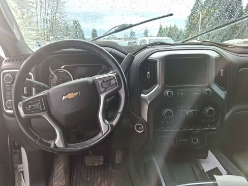 Used 2019 Chevrolet Silverado 1500 LTZ image 11
