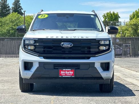 Certified 2025 Ford Expedition Max Active RWD image 8