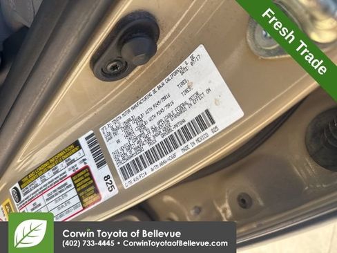 Used 2017 Toyota Tacoma SR5 w/ Tow Package AWD/4WD image 12