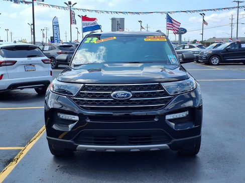Used 2023 Ford Explorer XLT w/ Equipment Group 202A AWD/4WD image 26