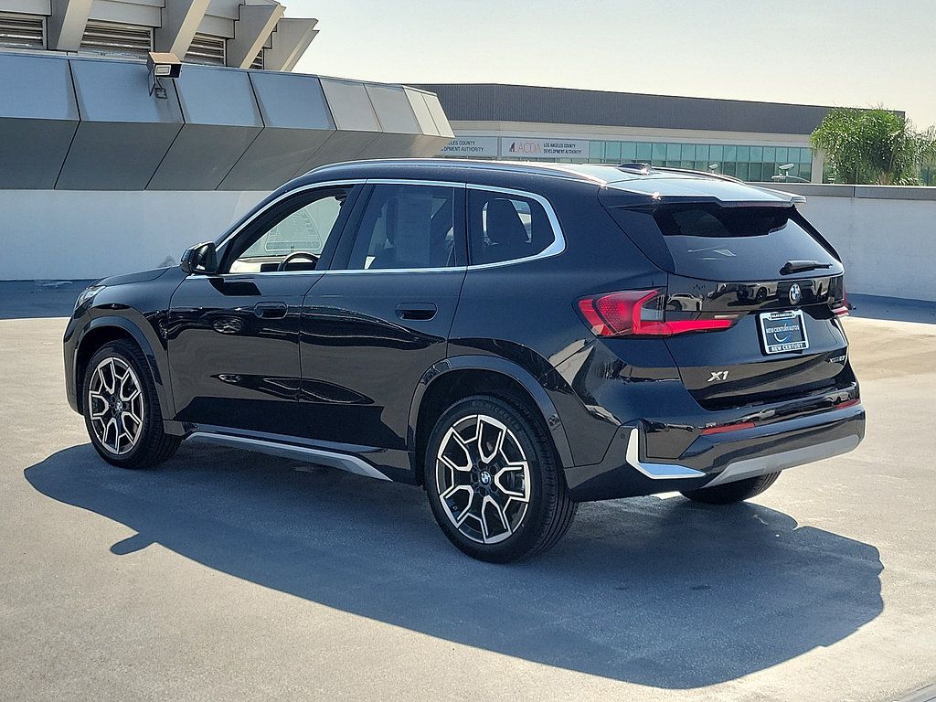 Used 2026 BMW X1 xDrive28i w/ Technology Package AWD/4WD image 2