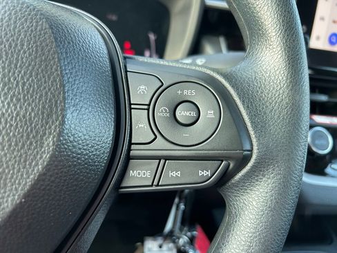 Certified 2026 Toyota Corolla LE FWD image 18