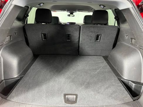 Used 2024 Chevrolet Blazer LT image 25