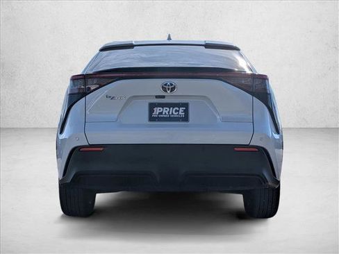 Used 2023 Toyota bZ4X XLE image 6