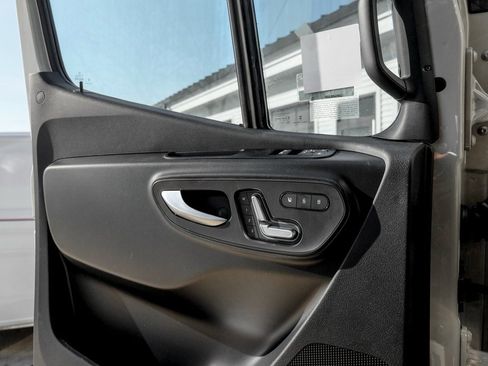 Used 2025 Mercedes-Benz Sprinter 3500 image 15