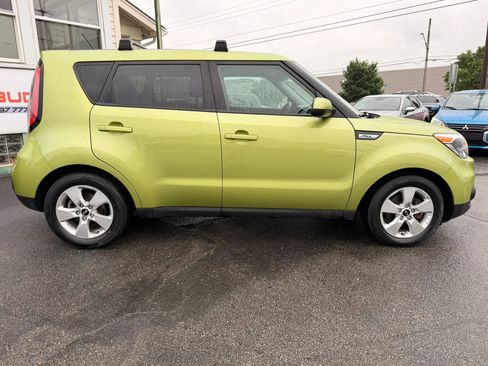 Used 2018 Kia Soul FWD image 6