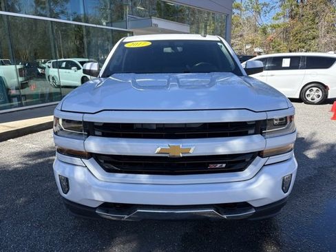 Used 2017 Chevrolet Silverado 1500 LT w/ All Star Edition image 10