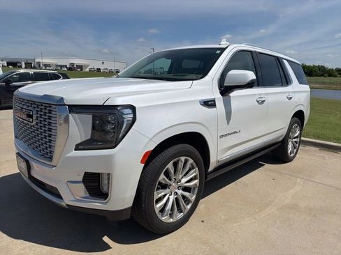 Used 2023 GMC Yukon Denali AWD/4WD image 1