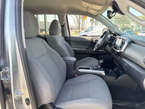 Used 2023 Toyota Tacoma SR5 w/ Technology Package image 31