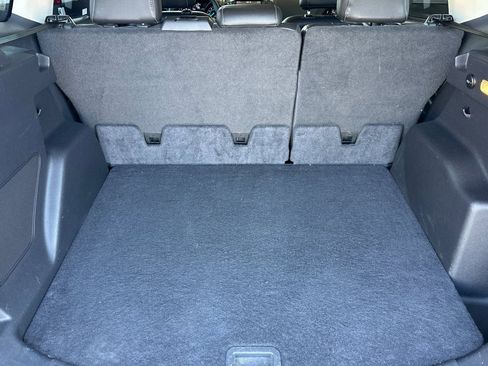 Used 2015 Ford Escape Titanium FWD image 11