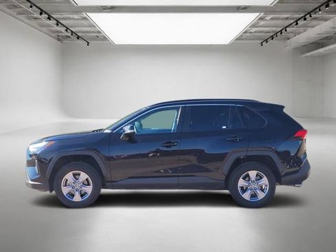 Used 2025 Toyota RAV4 XLE FWD image 2