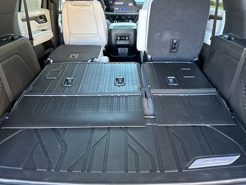 New 2026 Chevrolet Tahoe Premier RWD image 19