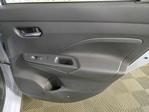 New 2025 Nissan Versa SV w/ Trunk Package image 38