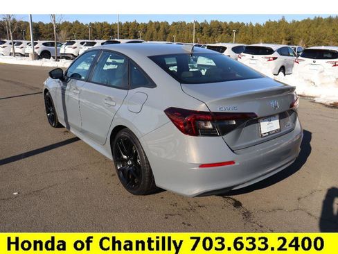 Certified 2025 Honda Civic Sport image 5