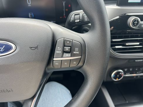 New 2025 Ford Escape Active image 24