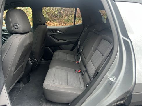 Used 2025 Chevrolet Equinox LT image 21