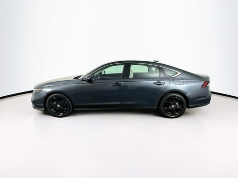 Used 2024 Honda Accord EX image 4