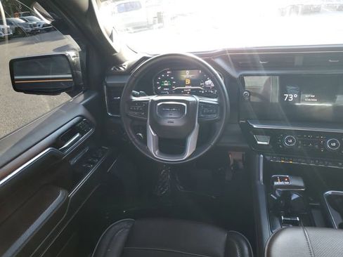 Used 2024 GMC Sierra 1500 Denali w/ Denali Reserve Package AWD/4WD image 13