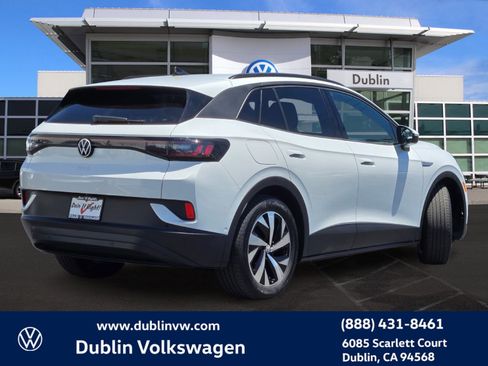 Certified 2023 Volkswagen ID.4 Pro RWD image 4