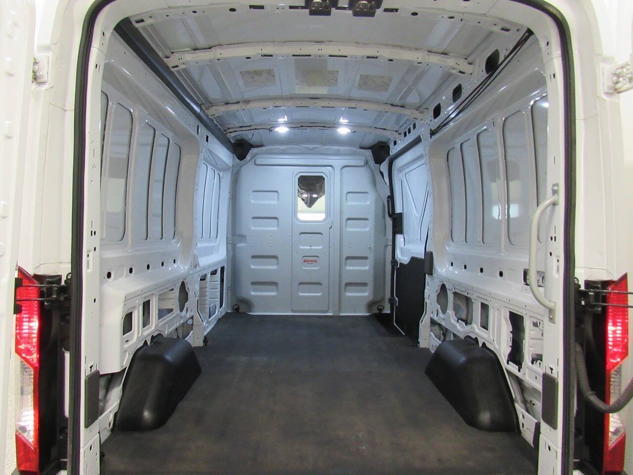 Used 2023 Ford Transit 250 Medium Roof AWD image 16