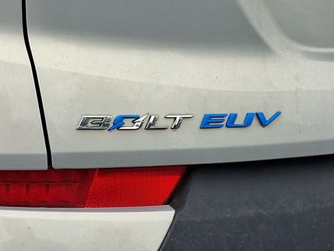 Certified 2023 Chevrolet Bolt EUV LT w/ Comfort Package FWD image 10