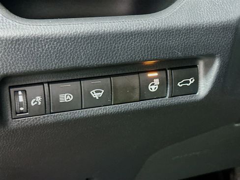 Used 2022 Toyota RAV4 TRD Off-Road w/ TRD Off-Road Weather Package AWD/4WD image 10