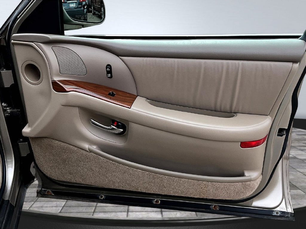Used 2003 Buick Park Avenue FWD image 28