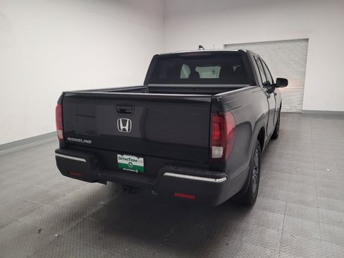 Used 2019 Honda Ridgeline Sport image 7