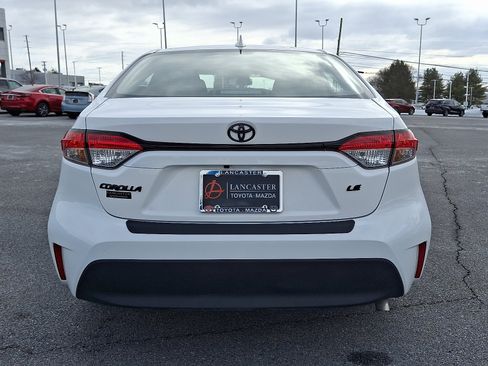Certified 2025 Toyota Corolla LE image 6