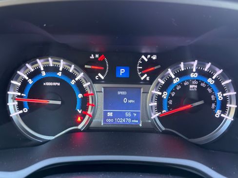 Used 2018 Toyota 4Runner SR5 image 26