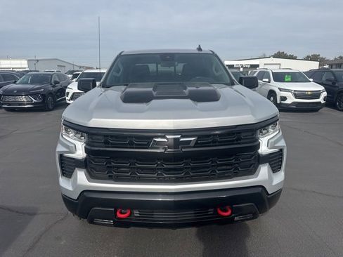 Used 2022 Chevrolet Silverado 1500 LT Trail Boss w/ Convenience Package II image 8