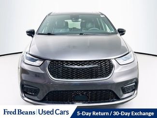Used 2023 Chrysler Pacifica Limited w/ S Appearance Package video 2